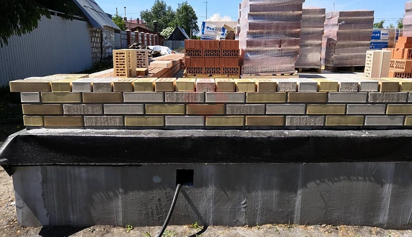 Дом из керамического кирпича с облицовкой из кирпича с. «Красный Яр»